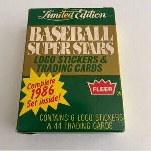 Fleer Baseball Super Stars Trading Cards - Green and Gold